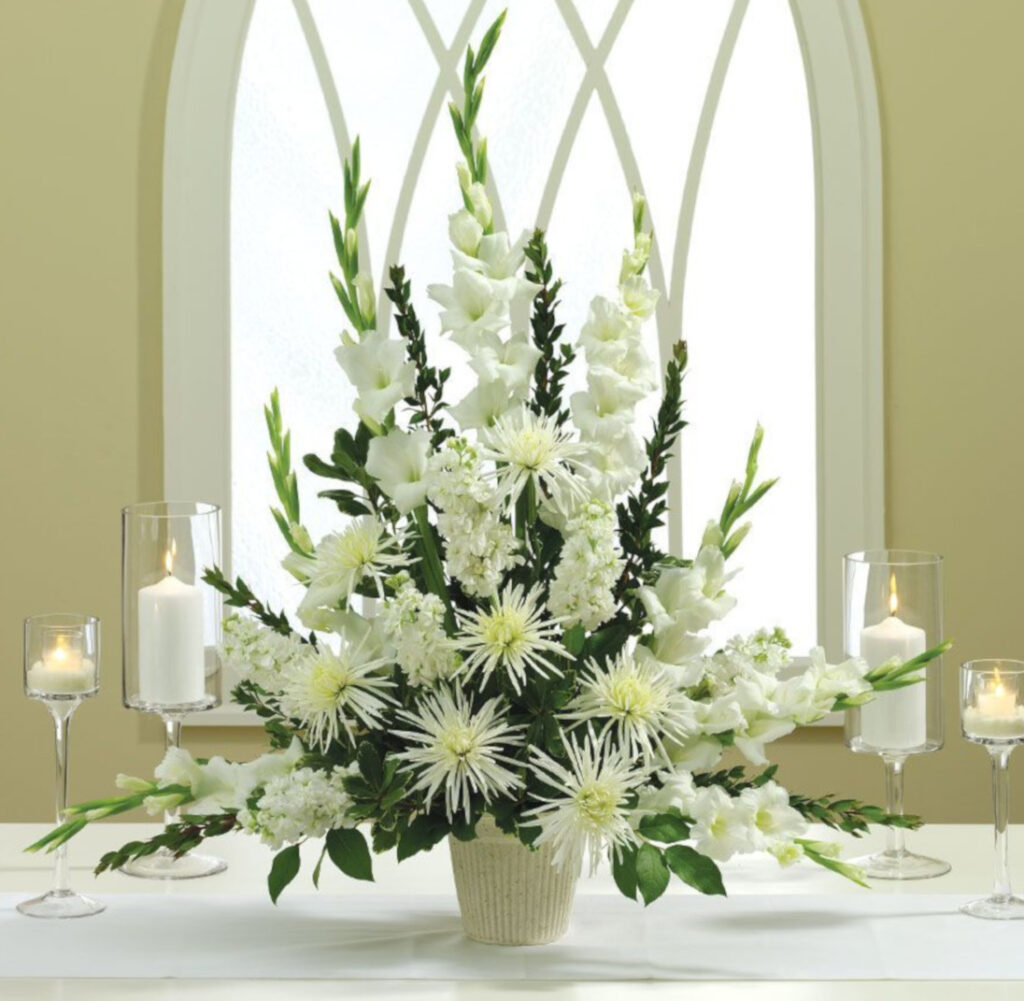 Ideas To Make Wedding Altar Flowers For The Wedding